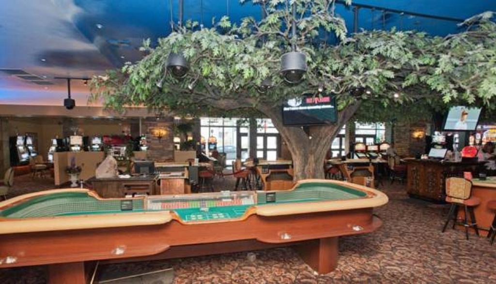 Border House At Crystal Bay Casino Hotel Lake Tahoe Airport Exterior foto